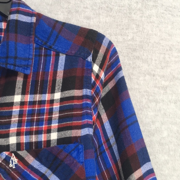 ABERCROMBIE & FITCH Buttery Soft Brushed Cotton Blend Embroidered Logo on Pocket - Picture 9 of 16